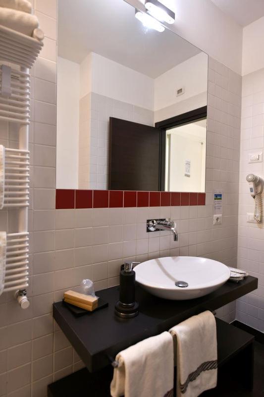 מטרה Donna Eleonora Residence מראה חיצוני תמונה